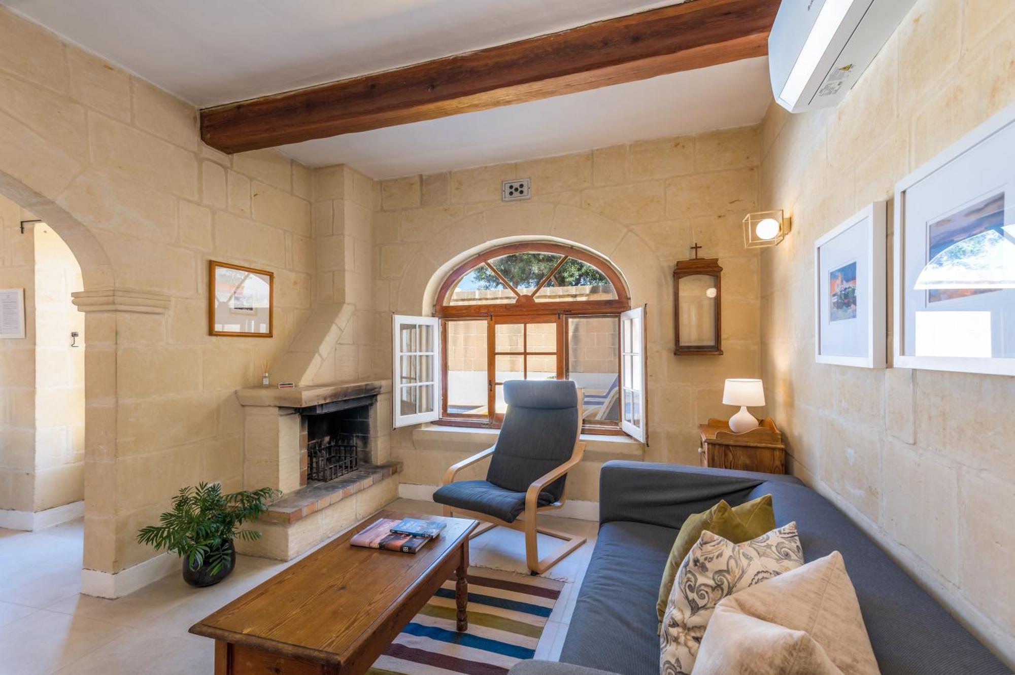 فيلا Għarbفي Dar Ta' Mansi Farmhouse With Private Pool المظهر الخارجي الصورة